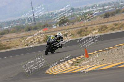 media/Sep-10-2022-SoCal Trackdays (Sat) [[a5bf35bb4a]]/Turn 11 (11am)/